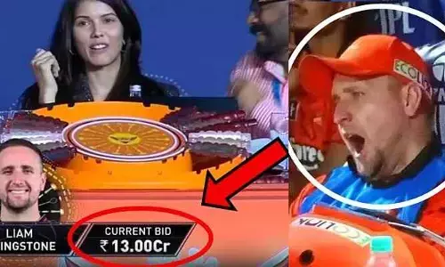 రూ.13 కోట్లు పెట్టి కొంటే హాయిగా పడుకున్నాడు..SRH ఆటగాడిపై సెటైర్లు