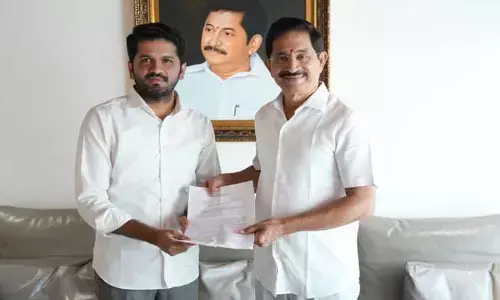 సిర్సపల్లి డంప్ యార్డ్ ప్ర‌తిపాద‌న వెన‌క్కి తీసుకోవాలి : కాంగ్రెస్ ఇన్ చార్జి వొడిత‌ల ప్ర‌ణ‌వ్