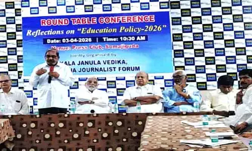 విద్యార్థుల అభిరుచికి అనుగుణంగా భాషా బోధ‌న అందించాలి