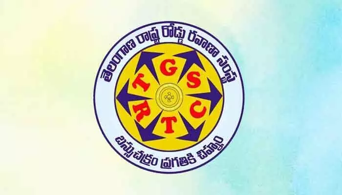 ప్రైవేటు ఎలక్ట్రిక్ బస్సుల ఎఫెక్ట్: ఆర్టీసీలో కొత్త నియామకాలకు ఇక బ్రేక్! ప్రైవేటు ఎలక్ట్రిక్ బస్సుల ఎఫెక్ట్: ఆర్టీసీలో కొత్త నియామకాలకు ఇక బ్రేక్!