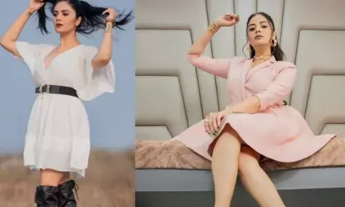 sreemukhi: పొట్టి డ్రెస్సుకి బ్రాండ్ అంబాసిడర్.. కుర్రాళ్ళకి నిద్ర లేకుండా చేస్తుందిగా