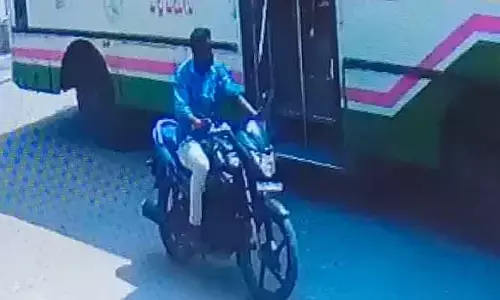 వెల్గటూర్ లో బైక్ చోరీ