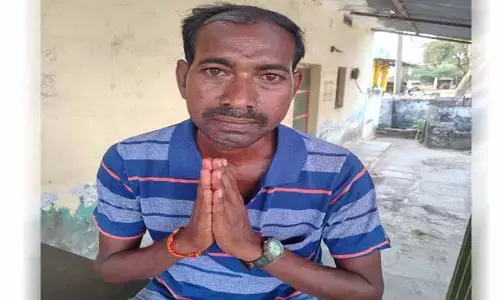 ఔట్ సోర్సింగ్ ఉద్యోగం ఇప్పిస్తాన‌ని టోక‌రా