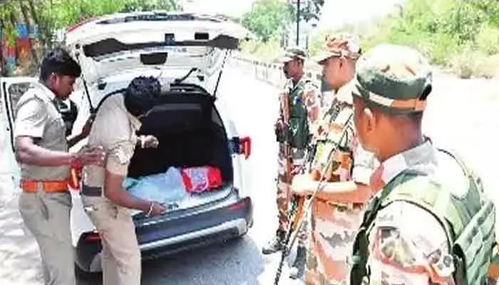 సరిహద్దులో ‘తమిళ’ ఎన్నికల కష్టాలు! సరిహద్దులో ‘తమిళ’ ఎన్నికల కష్టాలు!