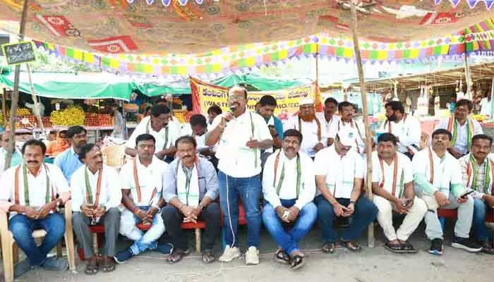 సిరిసపల్లిలో చెత్త ప్లాంట్ అంటే.. అది చెత్త నుంచి చితికి దారితీయడమే సిరిసపల్లిలో చెత్త ప్లాంట్ అంటే.. అది చెత్త నుంచి చితికి దారితీయడమే