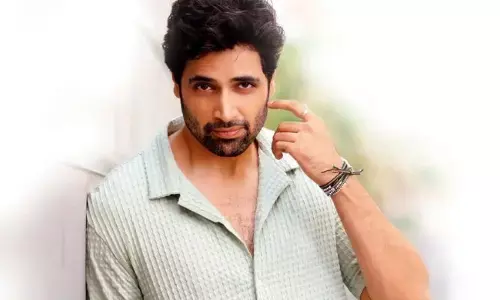 Adavi Sesh: డెకాయిట్ ట్రైలర్‌లో మహేష్ ప్రస్తావన… అసలు కారణం ఇదే