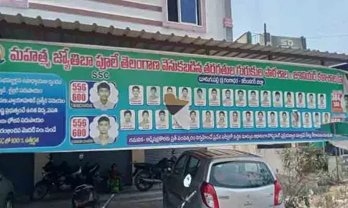 గంగాధర గురుకుల ఘటన పై అధికారులు సీరియ‌స్.. ప్రిన్సిపాల్ స‌స్పెండ్..!