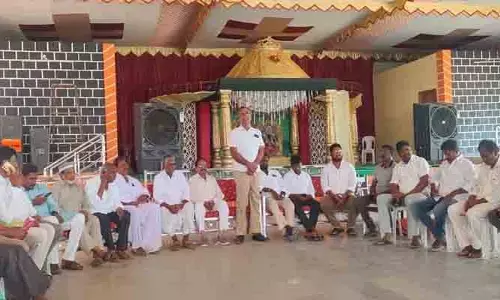 అమ్రాబాద్ లో కాంగ్రెస్ ముఖ్య కార్యకర్తల సమావేశం
