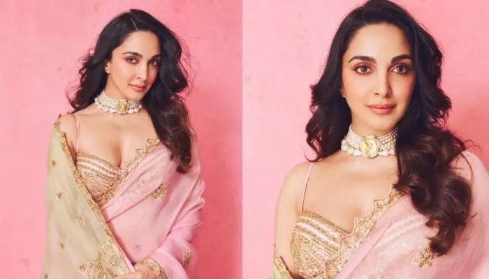 Kiara Advani: పింక్ సారీలో కియారా అద్వాణి గ్లామర్ షో.. ఆ అందాలే స్పెషల్ హైలెట్ Kiara Advani: పింక్ సారీలో కియారా అద్వాణి గ్లామర్ షో.. ఆ అందాలే స్పెషల్ హైలెట్