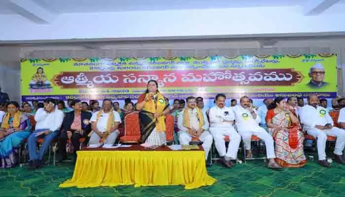 పద్మశాలిలకు రాజకీయ ప్రాధాన్యత కల్పించాలి పద్మశాలిలకు రాజకీయ ప్రాధాన్యత కల్పించాలి