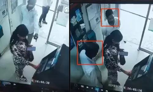 Viral: ఏటీఎం కార్డు మార్చి.. మహిళ ఖాతాలో రూ.55 వేలు స్వాహా