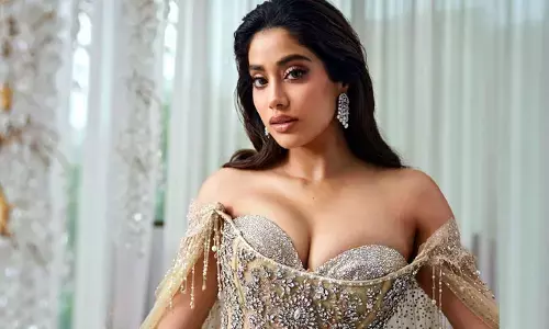 పోర్న్ సైట్‌లో జాన్వీ కపూర్ ఫొటో.. ఆమె రియాక్షన్‌కు నెటిజన్లు షాక్