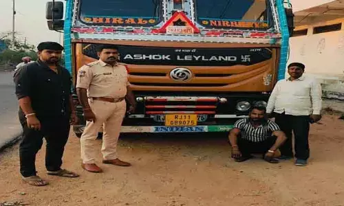 30 టన్నుల పీడీఎస్ బియ్యం పట్టివేత