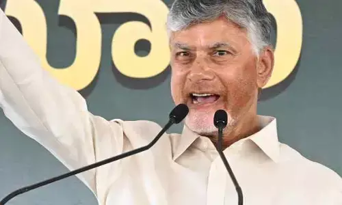 నెల రోజుల్లో 4 మెడికల్ కాలేజీల పనులు: అధికారులకు సీఎం కీలక ఆదేశాలు