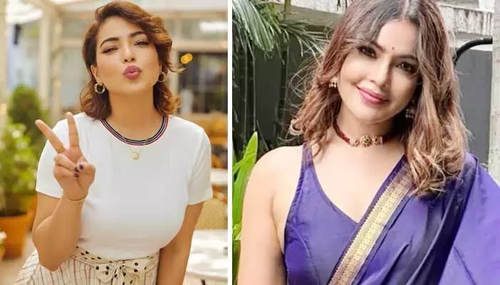 ఇండస్ట్రీలో విషాదం.. ఉరి వేసుకొని నటి ఆత్మహత్య ఇండస్ట్రీలో విషాదం.. ఉరి వేసుకొని నటి ఆత్మహత్య