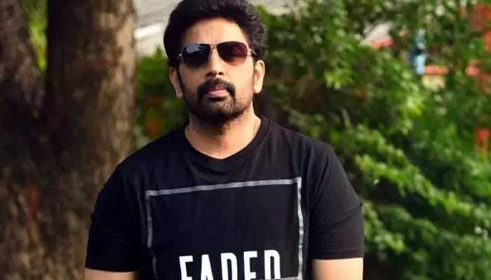 కమల్ హాసన్ను ఉద్దేశించిన చేసిన వ్యాఖ్యలపై జేడీ చక్రవర్తి క్లారిటీ కమల్ హాసన్ను ఉద్దేశించిన చేసిన వ్యాఖ్యలపై జేడీ చక్రవర్తి క్లారిటీ