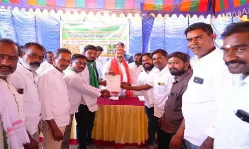 ప్రజా ప్రభుత్వంలో రైతులకు పెద్ద పీట : ప్ర‌భుత్వ విప్ ఆది శ్రీనివాస్