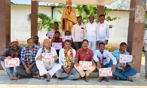 కేంద్రంలో బీసీ మంత్రిత్వ శాఖ ఏర్పాటు చేయాలి : గుమ్ముల శ్రీనివాస్