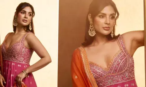 Samyuktha Menon: పింక్ స్లీవ్‌లెస్ డ్రెస్సులో చూపు తిప్పనివ్వని అందాలతో ఆకట్టుకున్న సంయుక్తా మీనన్