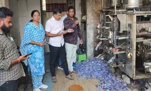 అంబ‌ర్ పేట‌లో క‌ల్తీ వాట‌ర్ క‌ల‌క‌లం..!