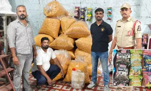 Police Raid: విషతుల్యమైన స్నాక్స్ తయారీ.. పక్కా ప్లాన్‌తో పోలీసుల మెరుపు దాడి