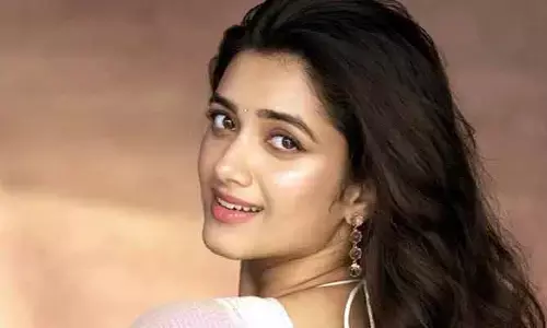 వనక్కం చెన్నై.. తమిళ ప్రాజెక్టుపై హింట్ ఇచ్చేసిన యంగ్ హీరోయిన్