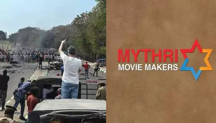 NTRNeel షూటింగ్కు బ్రేక్.. ఎట్టకేలకు స్పందించి క్లారిటీ ఇచ్చిన మైత్రీ మూవీ మేకర్స్.. పోస్ట్ వైరల్ NTRNeel షూటింగ్కు బ్రేక్.. ఎట్టకేలకు స్పందించి క్లారిటీ ఇచ్చిన మైత్రీ మూవీ మేకర్స్.. పోస్ట్ వైరల్