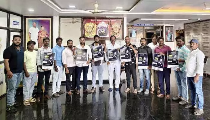 అల్లు అర్జున్ ఫ్యాన్స్ వినూత్న సేవా కార్యక్రమాలు అల్లు అర్జున్ ఫ్యాన్స్ వినూత్న సేవా కార్యక్రమాలు