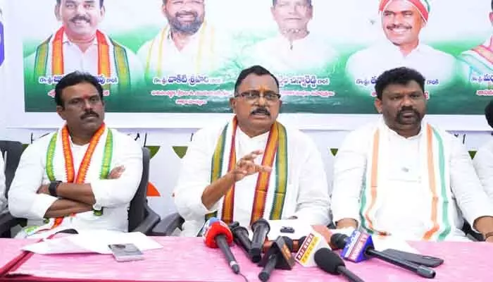 డోర్నకల్-గద్వాల రైల్వే లైన్ మంజూరు చేయాలి డోర్నకల్-గద్వాల రైల్వే లైన్ మంజూరు చేయాలి