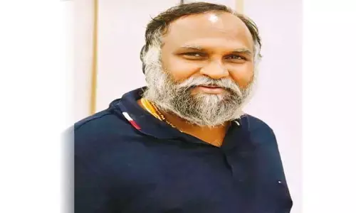 చిరు వ్యాపారుల జోలికి వెళ్ళకండి : జ‌గ్గారెడ్డి