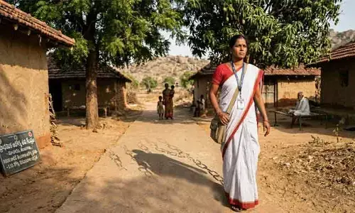 వ్యవస్థకు వెన్నెముక.. బతుకుకే భద్రత లేదు!