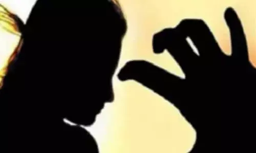 ప్రభుత్వ ఉద్యోగినిపై రేప్ కేసులో షాకింగ్ ట్విస్ట్.. దిమ్మతిరగడం ఖాయం!