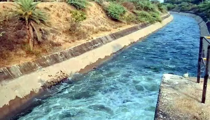 సూర్యాపేట జిల్లాకు విడుదలైన శ్రీ ఆర్డీఆర్ ఎస్సారెస్పీ జలాలు సూర్యాపేట జిల్లాకు విడుదలైన శ్రీ ఆర్డీఆర్ ఎస్సారెస్పీ జలాలు