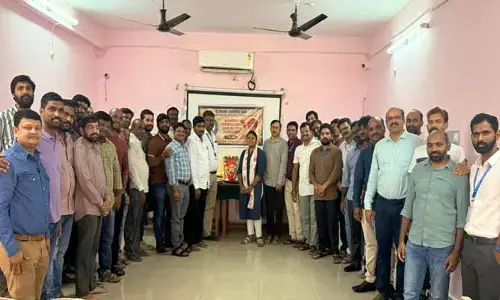 భారత సమ సమాజ దార్శనికుడు మహాత్మా జ్యోతిరావు ఫూలే :  తెలంగాణ గ్రామీణ బ్యాంక్ ఉద్యోగుల సంఘ నేతలు