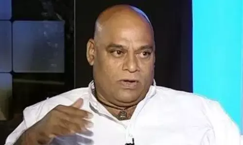 తిరువీర్‌కు భారీ ప్రశంసలు.. లెజెండరీ యాక్టర్‌తో పోల్చిన అజయ్ ఘోష్