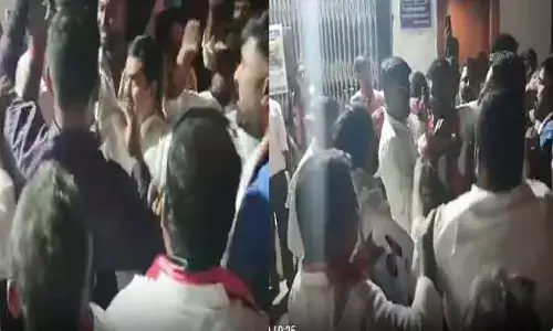 మహాత్మా జ్యోతిరావు పూలే జయంతి వేడుకల్లో పిడిగుద్దులు.. నిధుల గోల్‍మాల్‍పై ఘర్షణ