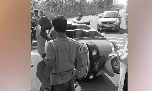 రెండు ఆటోలు ఢీ.. ఒకరికి గాయాలు