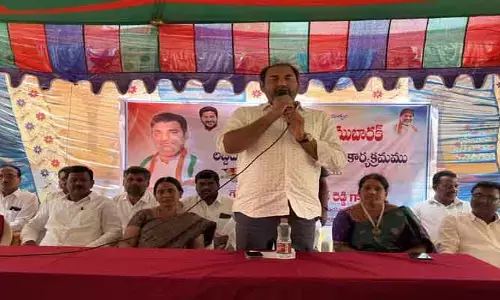 డ‌బుల్ బెడ్ రూం ఇళ్ల‌లో అవినీతి బ‌య‌ట‌పెడ‌తాం : ఎమ్మెల్యే అనిరుద్ రెడ్డి