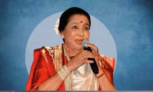 ప్రముఖ గాయని ఆశా భోస్లేకు గుండెపోటు.. ఆస్పత్రికి తరలింపు