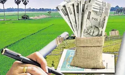 రిజిస్ట్రేషన్  తిప్పలు..ఎమ్మార్వో ఆఫీస్ చుట్టూ ప్రదక్షిణలు