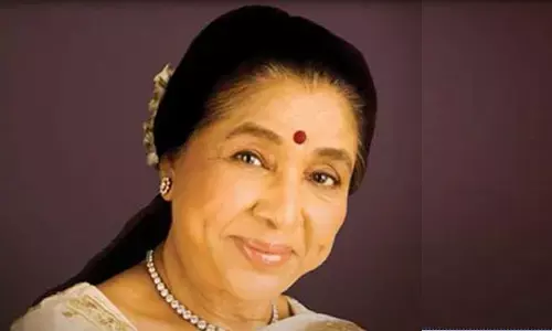 సంగీత ప్రపంచంలో తీవ్ర విషాదం.. లెజెండరీ సింగర్ ఆశా భోస్లే కన్నుమూత