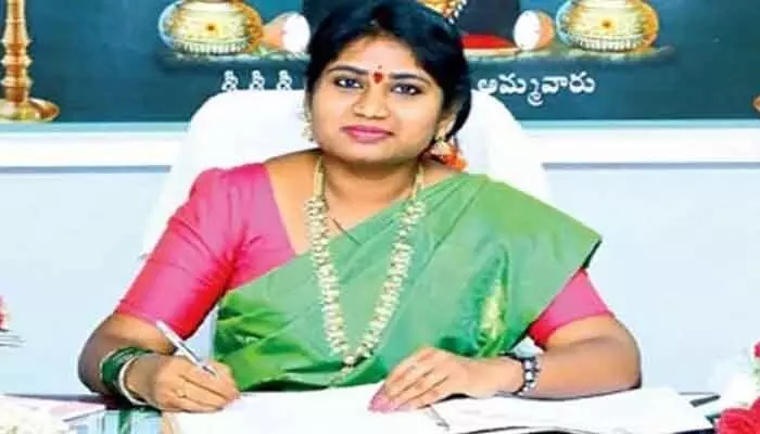 దేవాదాయశాఖ సహాయ కమిషనర్ శాంతి సస్పెండెడ్ దేవాదాయశాఖ సహాయ కమిషనర్ శాంతి సస్పెండెడ్