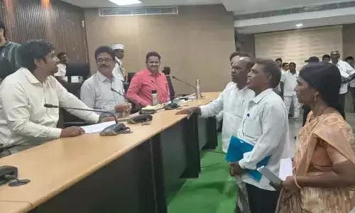 ఎయిర్టెల్ టవర్ నిర్మాణం వెంటనే నిలిపివేయాలి..
