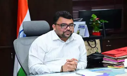 ముగ్గురు పంచాయ‌తీ కార్య‌ద‌ర్శులు  స‌స్పెండ్