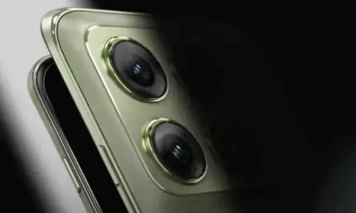 Motorola Edge 70 Pro: 6500mah బ్యాట‌రీతో మోటరోలా..ధ‌ర‌, ఫీచ‌ర్స్ ఇవే