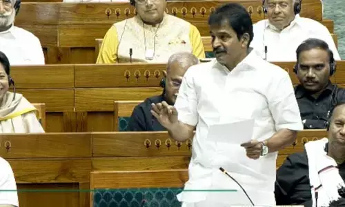 రాజ్యాంగాన్ని ఈ ప్రభుత్వం హైజాక్ చేస్తోంది.. లోక్‍సభలో కేసీ వేణుగోపాల్