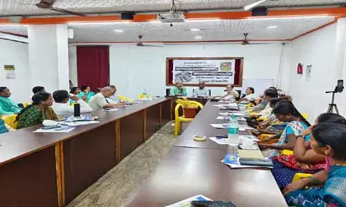 కౌలు రైతులంద‌రికీ గుర్తింపు కార్డులు ఇవ్వాలి