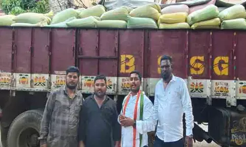 ఎల్బీన‌గ‌ర్ లో భారీగా అక్ర‌మ రేష‌న్ బియ్యం సీజ్