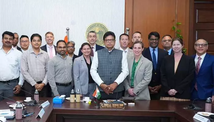 ప్రపంచంలోనే హైదరాబాద్ మొదటి స్థానం: మంత్రి శ్రీధర్బాబు ప్రపంచంలోనే హైదరాబాద్ మొదటి స్థానం: మంత్రి శ్రీధర్బాబు