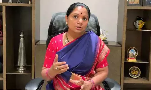 హామీలు గాలికి.. బకాయిలు పెండింగ్‌లో: కాంగ్రెస్ ప్రభుత్వంపై కవిత ధ్వజం